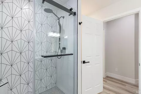 Bath - 106 Quarry Dr, Napa, CA 94559 photo 9 of 9