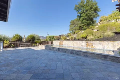 Exterior - 106 Quarry Dr, Napa, CA 94559 photo 9 of 21
