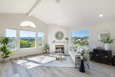 Living - 106 Quarry Dr, Napa, CA 94559 photo 1 of 6