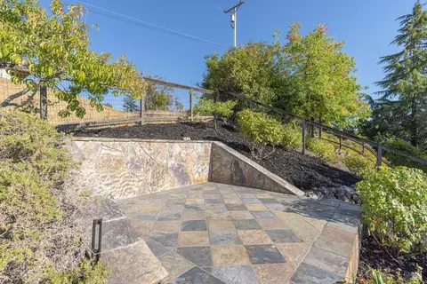 Exterior - 106 Quarry Dr, Napa, CA 94559 photo 14 of 21