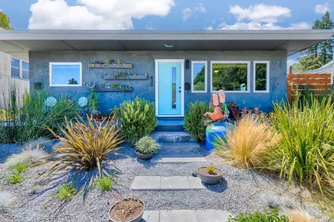 430 Murphy Ave, Sebastopol, CA 95472