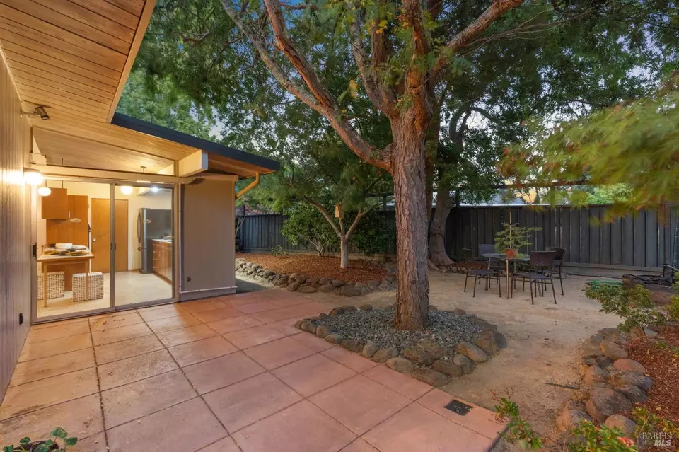 Exterior - 12 Mount Susitna Ct, San Rafael, CA 94903 photo 21 of 24