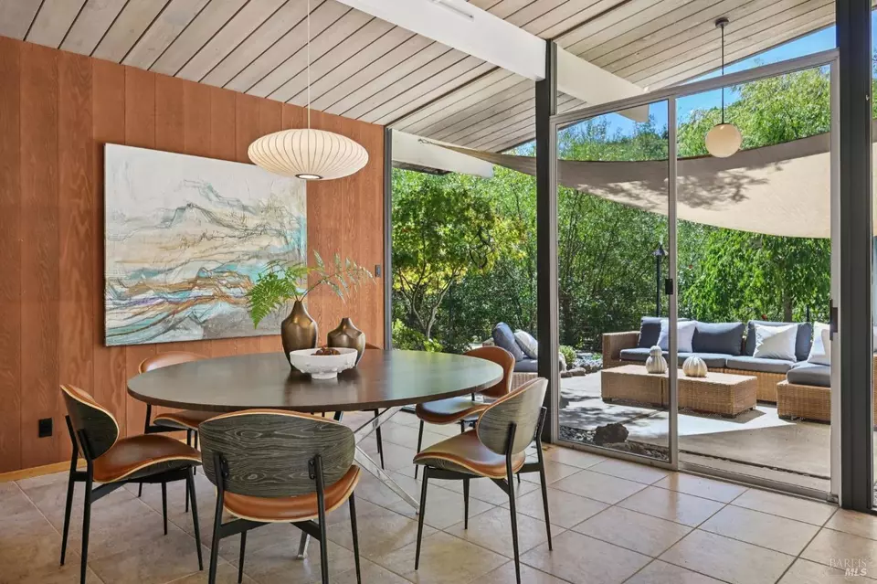 Dining - 12 Mount Susitna Ct, San Rafael, CA 94903 photo 3 of 4