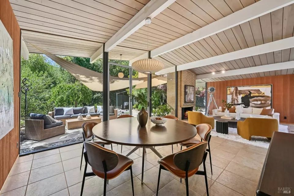Dining - 12 Mount Susitna Ct, San Rafael, CA 94903 photo 1 of 4
