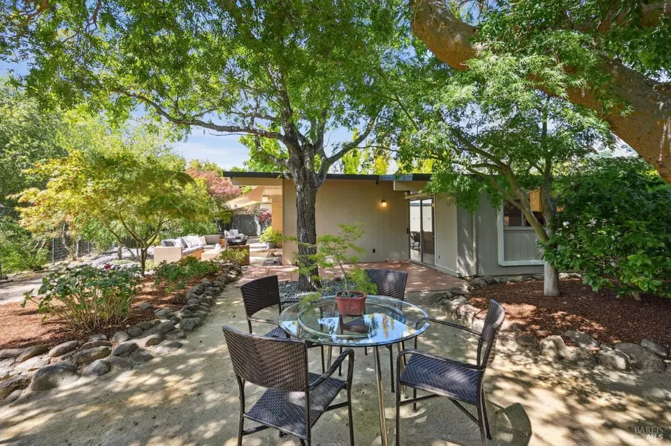 Exterior - 12 Mount Susitna Ct, San Rafael, CA 94903 photo 10 of 24