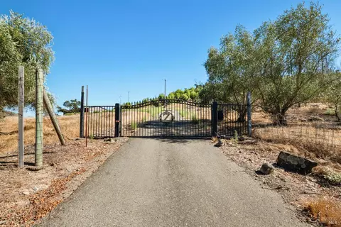 6300 Wildwood Mountain Rd, Santa Rosa, CA 95409