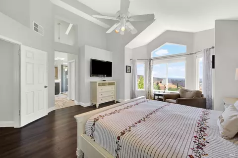 Bedroom - 3105 Cherry Valley Cir, Fairfield, CA 94534 photo 4 of 5