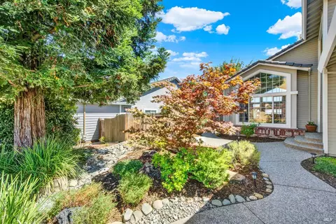 Exterior - 3105 Cherry Valley Cir, Fairfield, CA 94534 photo 7 of 14