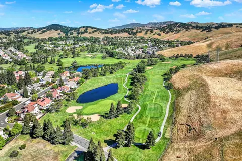 View/Area - 3105 Cherry Valley Cir, Fairfield, CA 94534 photo 10 of 11