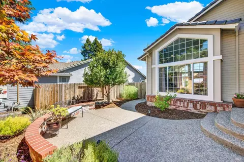 Exterior - 3105 Cherry Valley Cir, Fairfield, CA 94534 photo 4 of 14