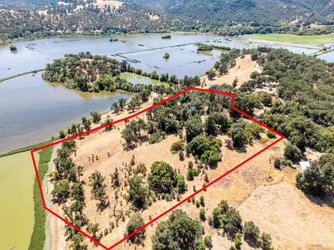 1409 W State Highway 20 Hwy, Upper Lake, CA 95485