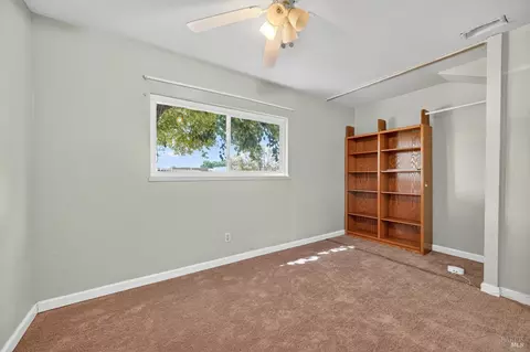 Bedroom - 865 Camelia Dr, Dixon, CA 95620 photo 7 of 9