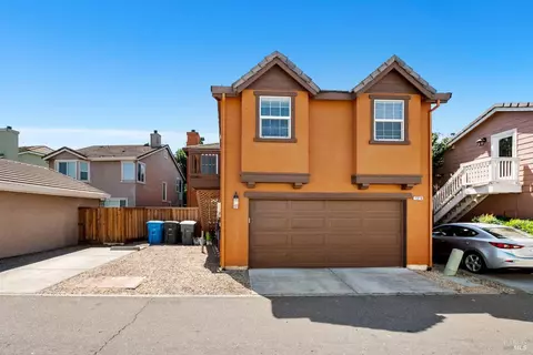 Exterior - 1316 Bello Dr, Dixon, CA 95620 photo 9 of 9