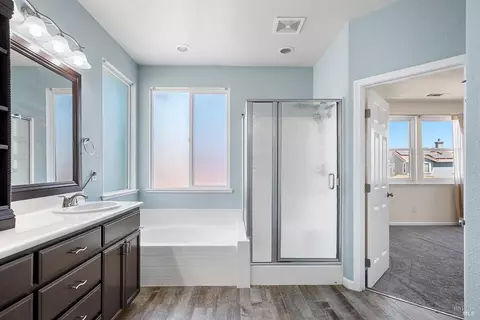 Bath - 1316 Bello Dr, Dixon, CA 95620 photo 4 of 4