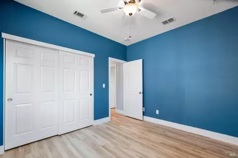 Bedroom - 1316 Bello Dr, Dixon, CA 95620 photo 3 of 7