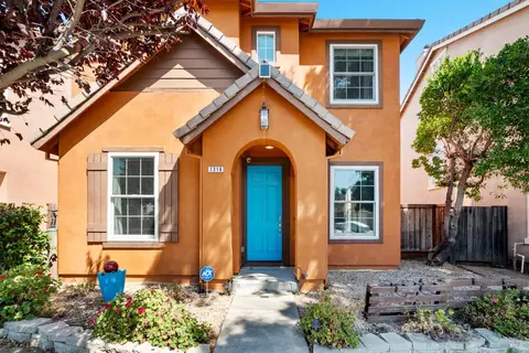 Exterior - 1316 Bello Dr, Dixon, CA 95620 photo 2 of 9