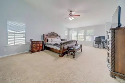 Bedroom - 606 Idyllwild Ct, Fairfield, CA 94534 photo 8 of 9