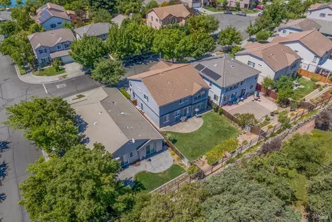 View/Area - 606 Idyllwild Ct, Fairfield, CA 94534 photo 5 of 11