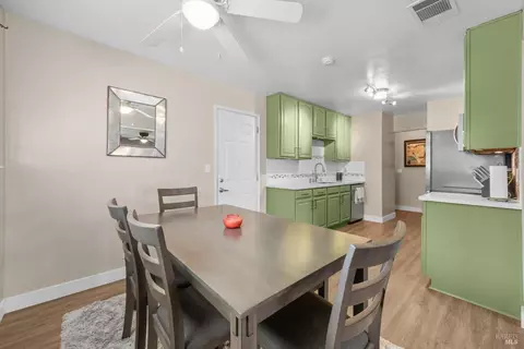 1293 Devonshire Dr, Vacaville, CA 95687 photo 8