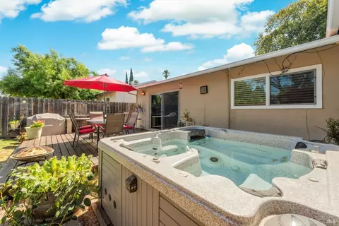 1293 Devonshire Dr, Vacaville, CA 95687 photo 35