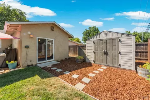 1293 Devonshire Dr, Vacaville, CA 95687 photo 21