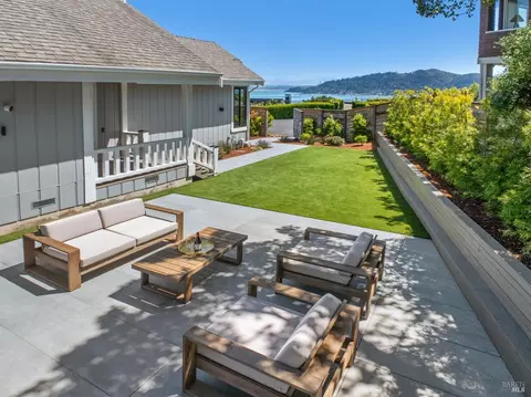 Exterior - 27 Redding Ct, Tiburon, CA 94920 photo 8 of 9