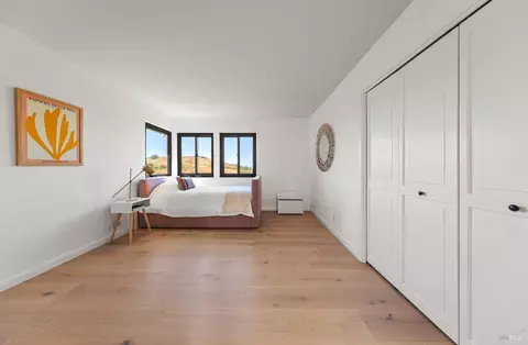 Bedroom - 27 Redding Ct, Tiburon, CA 94920 photo 4 of 6