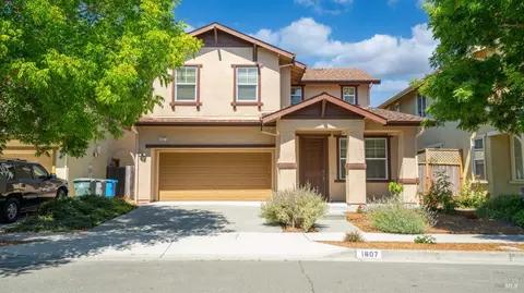 1807 Sage Way, Petaluma, CA 94954