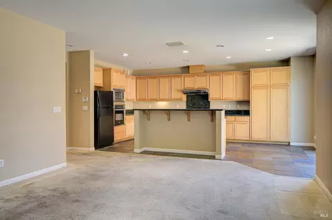 7245 Willow Creek Cir, Vallejo, CA 94591 photo 5