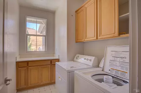 7245 Willow Creek Cir, Vallejo, CA 94591 photo 24