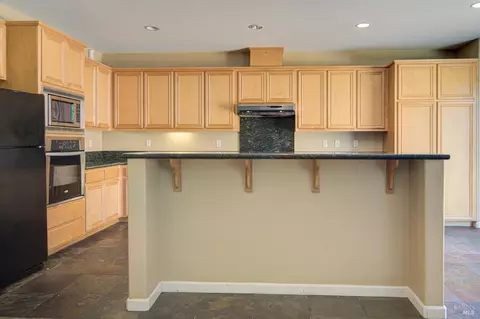 7245 Willow Creek Cir, Vallejo, CA 94591 photo 6