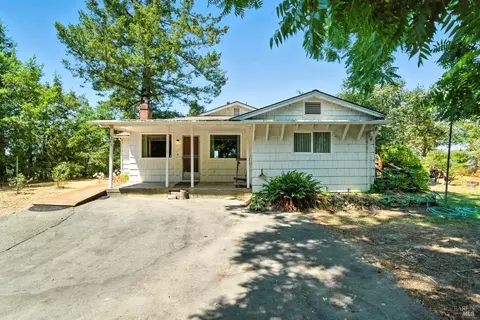 5295 N Hwy 116, Sebastopol, CA 95472