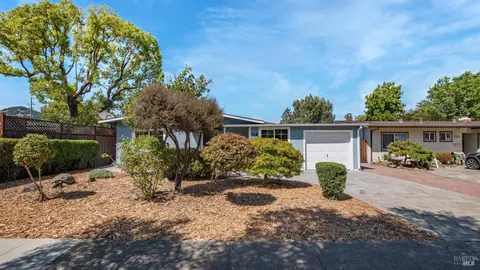 738 Olive Ave, Novato, CA 94945