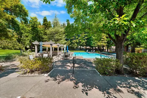 Exterior - 31 S Temelec Cir, Sonoma, CA 95476 photo 16 of 26