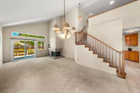 Living - 31 S Temelec Cir, Sonoma, CA 95476 photo 1 of 4