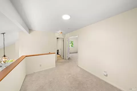 Entry Way - 31 S Temelec Cir, Sonoma, CA 95476 photo 4 of 4