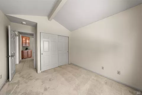 Bedroom - 31 S Temelec Cir, Sonoma, CA 95476 photo 7 of 9