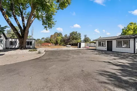 Exterior - 1485 S Wright Rd, Santa Rosa, CA 95407 photo 3 of 8