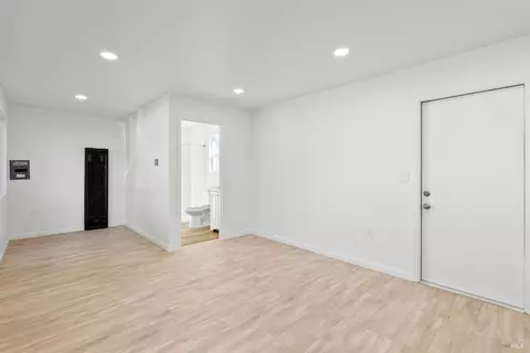 Living - 1485 S Wright Rd, Santa Rosa, CA 95407 photo 2 of 3