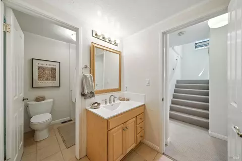 Bath - 62 Redwood Rd, Fairfax, CA 94930 photo 4 of 4