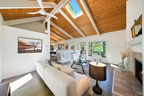 Living - 62 Redwood Rd, Fairfax, CA 94930 photo 3 of 3