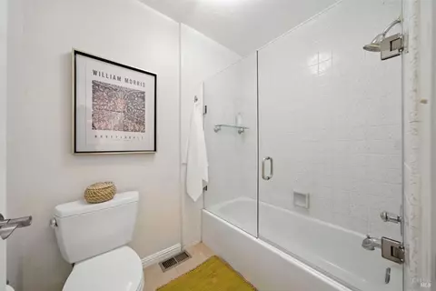 Bath - 62 Redwood Rd, Fairfax, CA 94930 photo 3 of 4