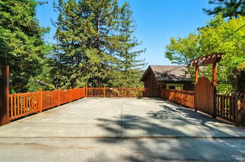 Exterior - 62 Redwood Rd, Fairfax, CA 94930 photo 7 of 14