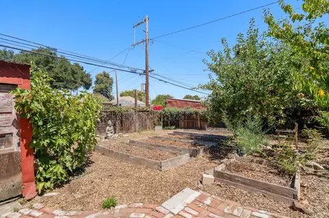 Exterior - 910 Virginia St, Vallejo, CA 94590 photo 7 of 7