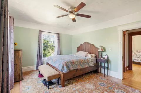 Bedroom - 910 Virginia St, Vallejo, CA 94590 photo 2 of 6