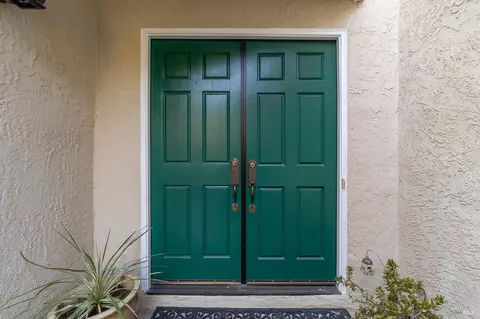Entry Way - 255 Shadowhawk Ct, Vacaville, CA 95688 photo 1 of 5