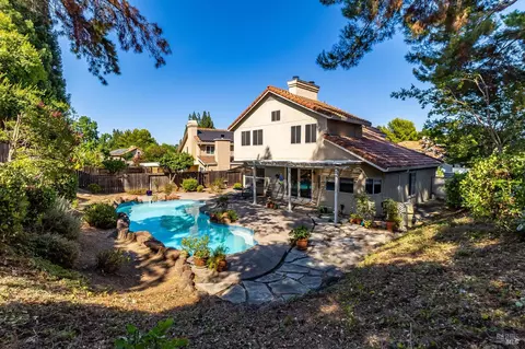 Exterior - 255 Shadowhawk Ct, Vacaville, CA 95688 photo 11 of 21
