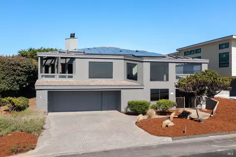 21132 Pelican Loop, Bodega Bay, CA 94923