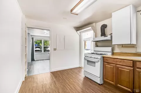 Kitchen - 193 Sky Oaks Dr, Angwin, CA 94508 photo 3 of 7