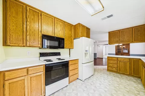 330 Wells Dr, Eureka, CA 95501 photo 14